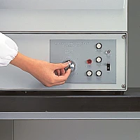 Yamato AW-47 - Машина посудомоечная лабораторная полуавтоматическая